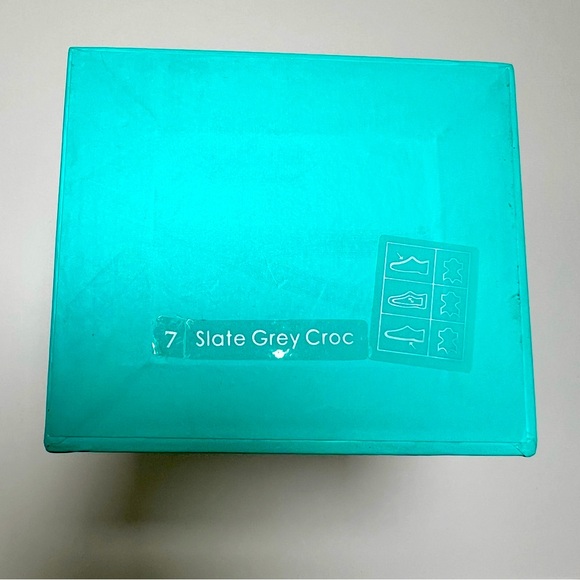 Tieks ballet flats patent leather grey croc new with box Sz 7 - Picture 3 of 8